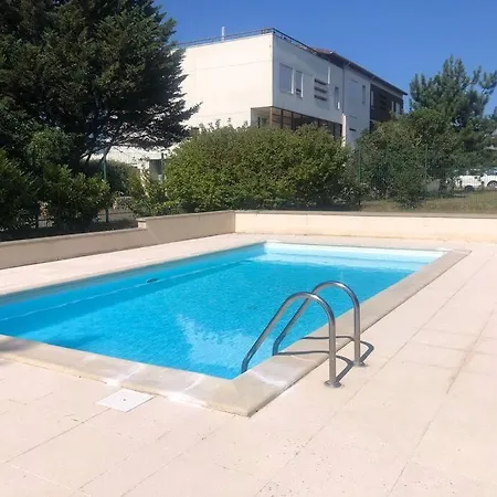 T2 Avec Piscine Et Terrasse Dans Residence Arboree La Rochelle  Exterior photo